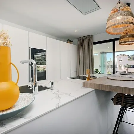 3 Bedroom Ground Floor @ Hills! * Estepona