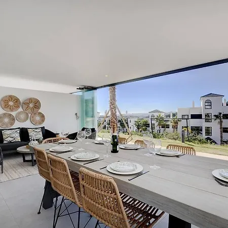 3 Bedroom Ground Floor @ Hills! * Estepona